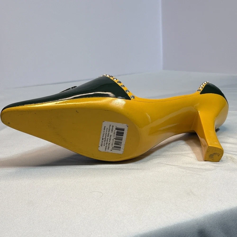 Green Bay Packers Wine Bottle Holder High Heel Shoe NFL Decor Evergreen Enterpri